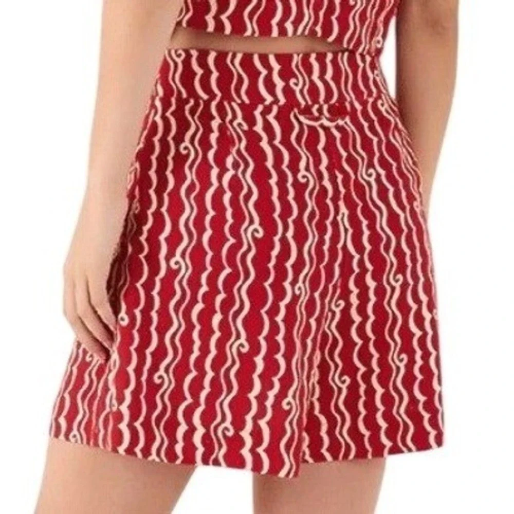 NWT Dress To Red Atlantica Side Pockets Pleats Bermuda Shorts S High Waist Linen